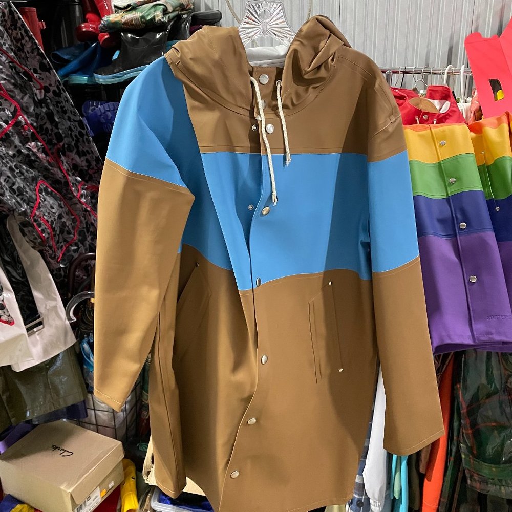 NWOT Stutterheim Stripe "tobacco" brown/sky blue raincoat XXL